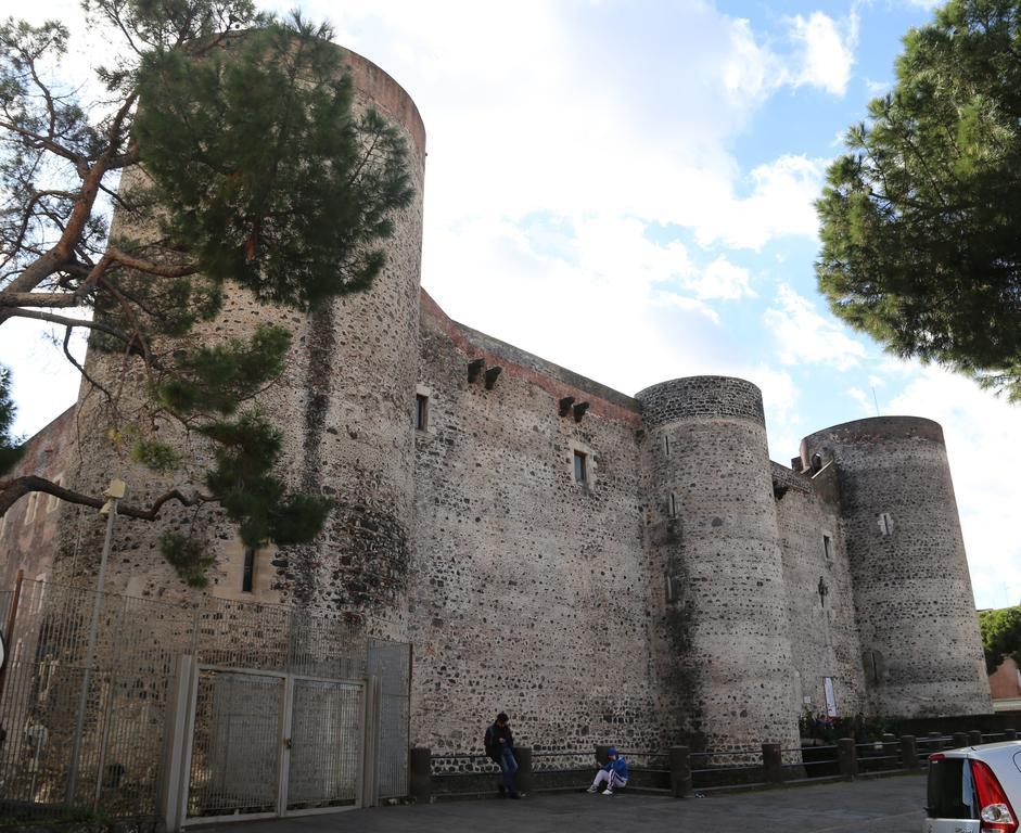 B&B La Vetreria Almaru Catania Exterior photo